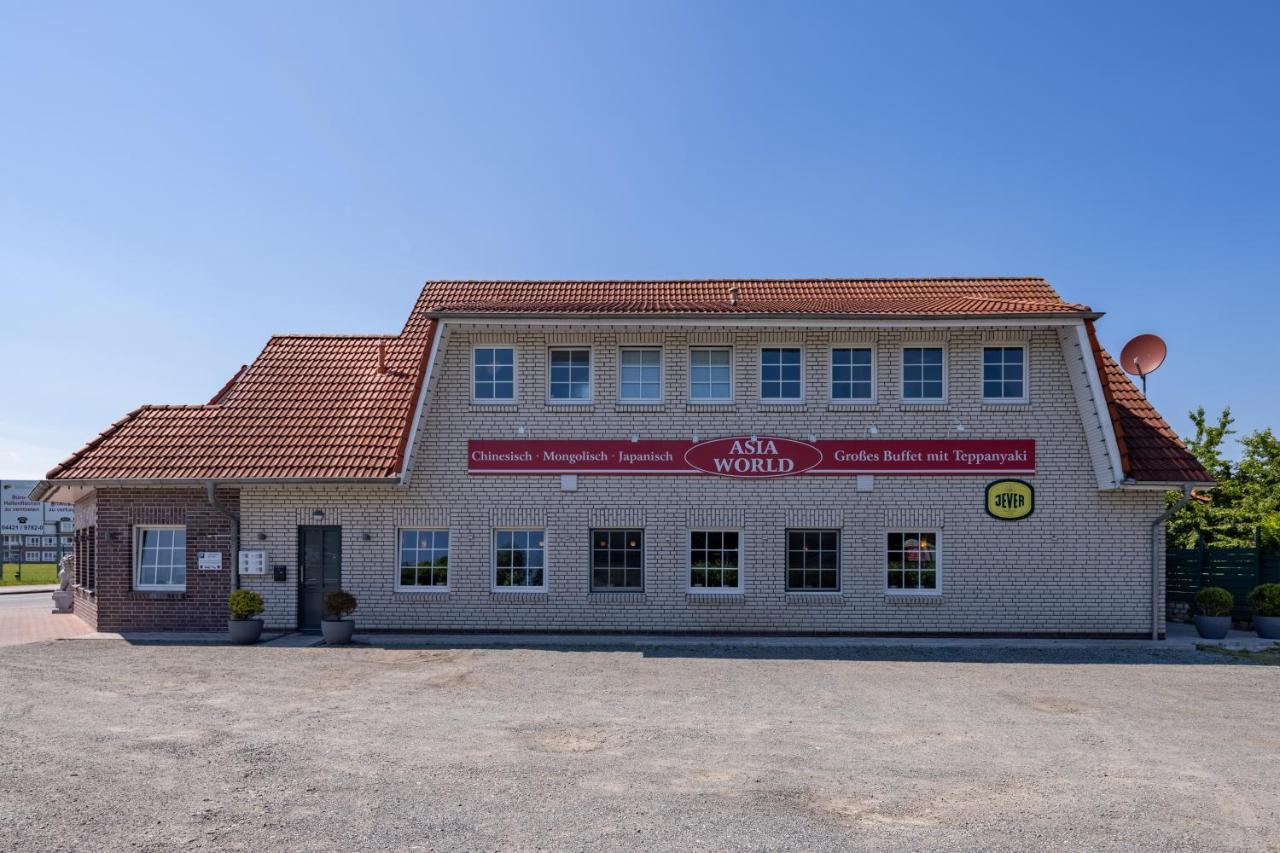 Gaestehaus Olympia Wilhelmshaven - Moderne Einzelzimmer Mit Eigenem Bad Fuer Monteure Schortens Bagian luar foto